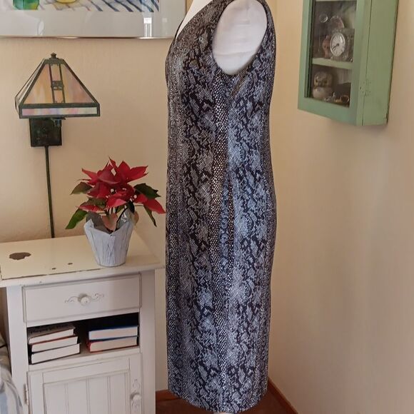 Trio New York Reptile Embossed Dress - Picture 4 of 11